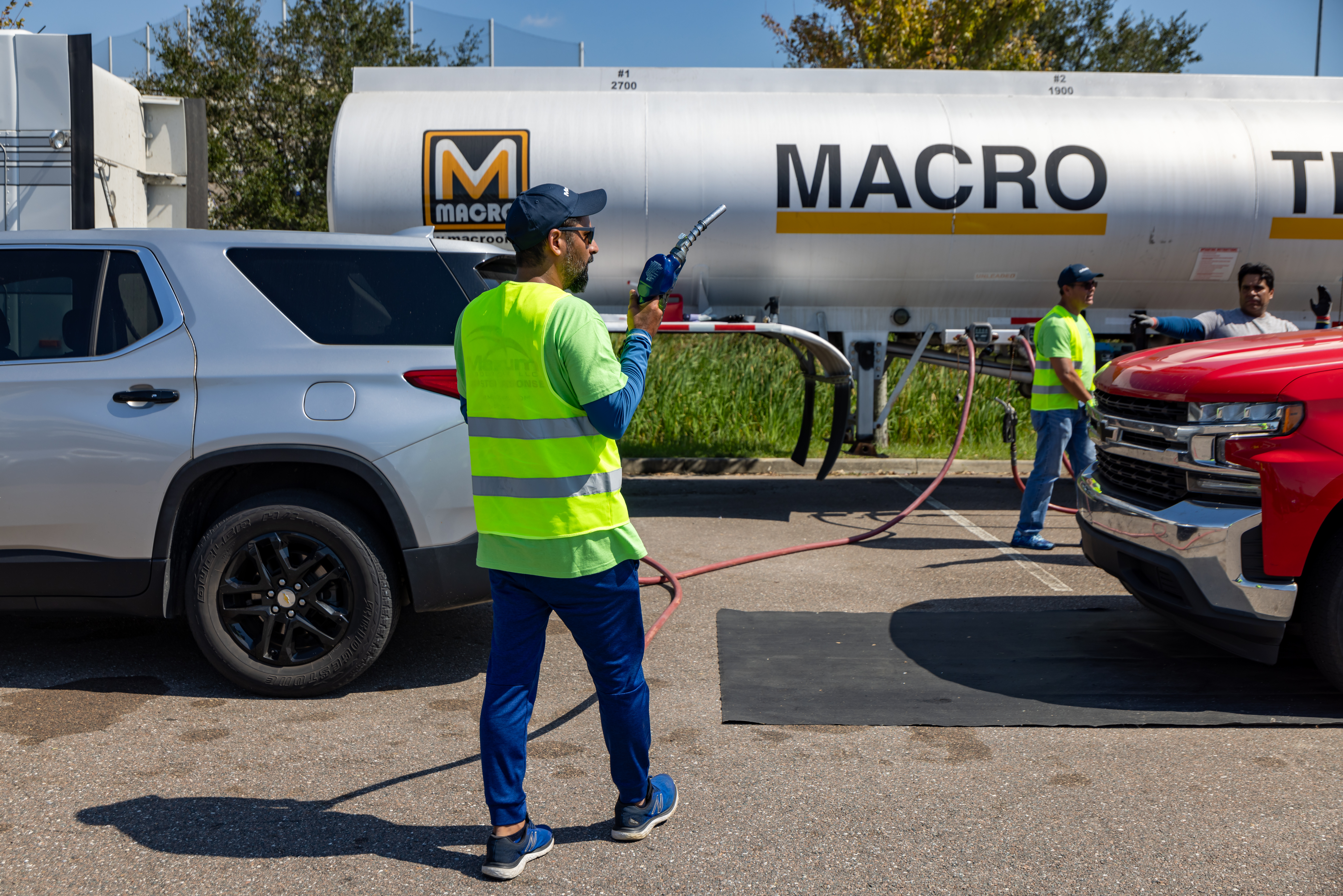 Fuel truck provides gas to cars during hurricane