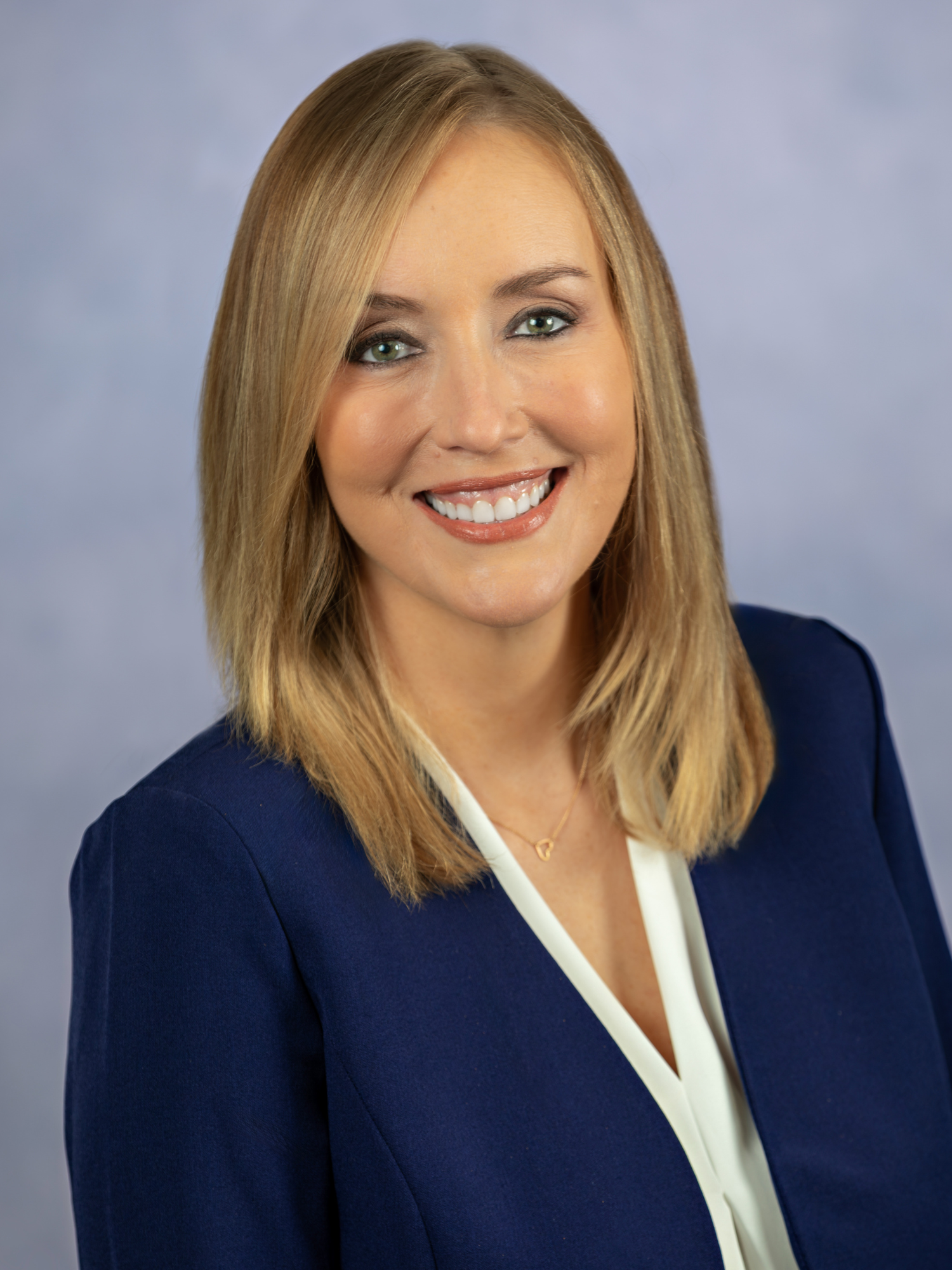 elisabeth king headshot