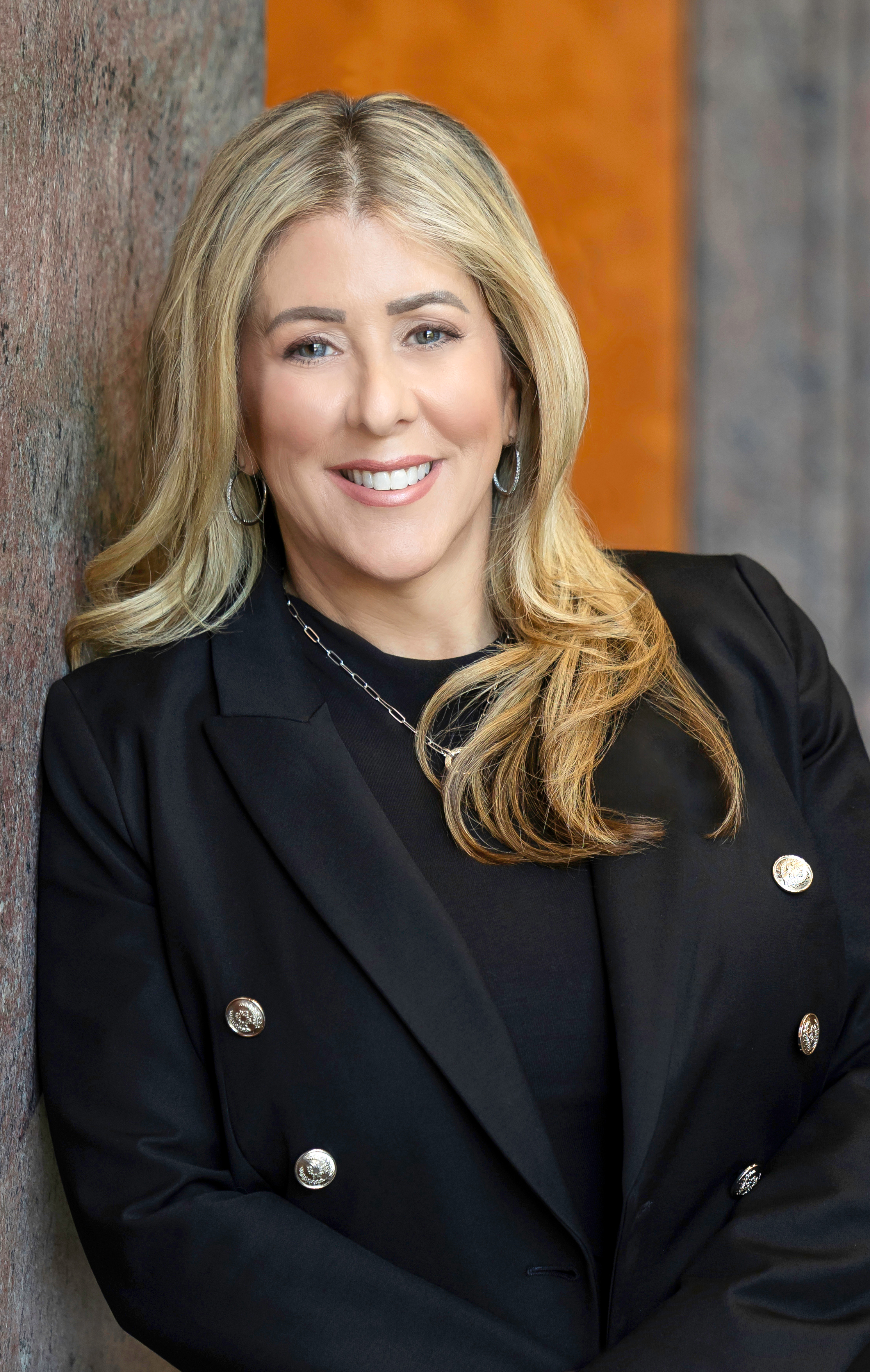 sherri lewman headshot