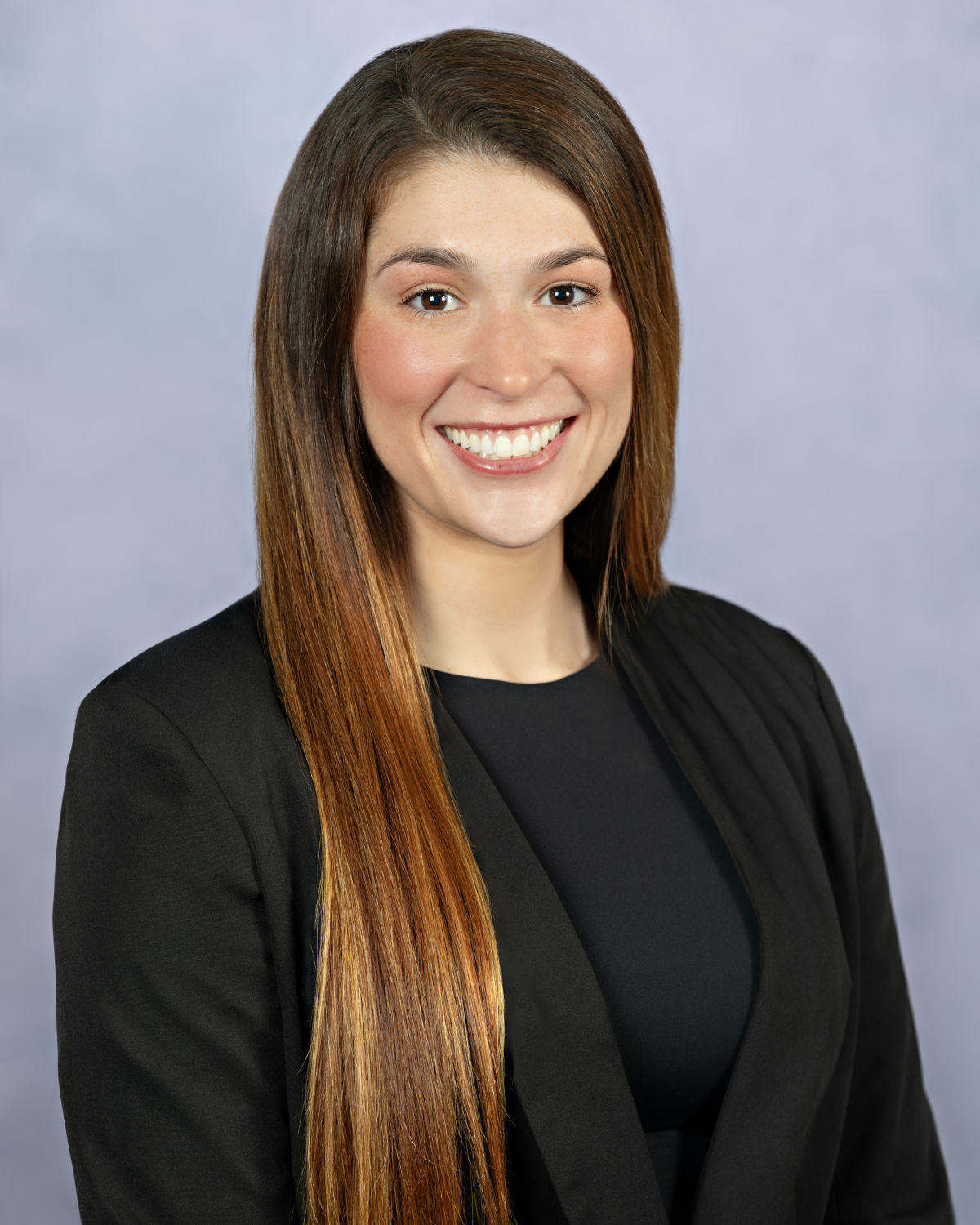 daniele unger headshot