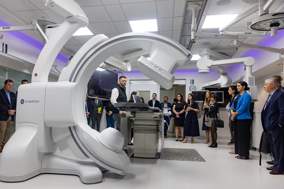 •	First Allia™ Moveo next generation image-guided therapy (IGT) solution in the state of Florida and surrounding region, and third in the world 