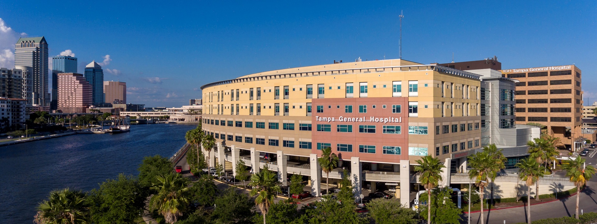 Tampa General Hospital - Photo of building