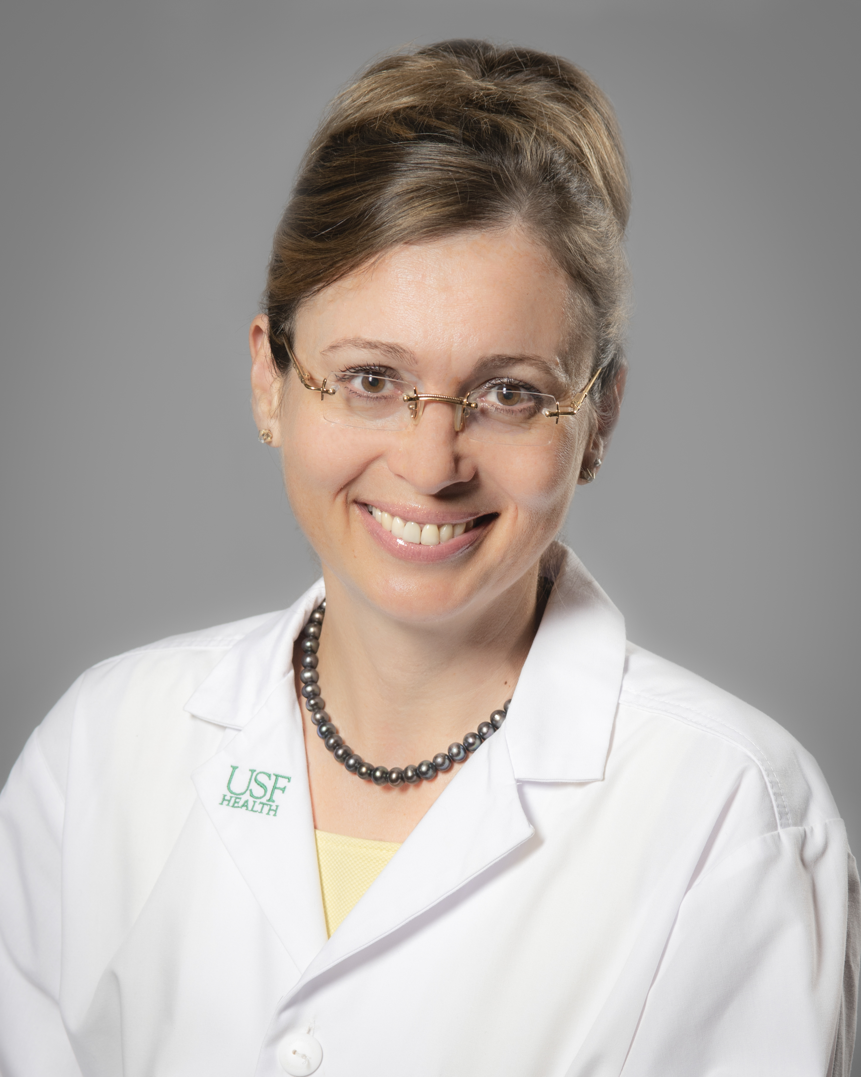 kushchayeva yevgeniya md headshot