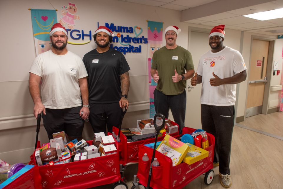 Tristan Wirfs, Tampa Bay Buccaneers Friends, Visit Muma Children’s Hospital at TGH to Spread Holiday Cheer, Distribute Toys 