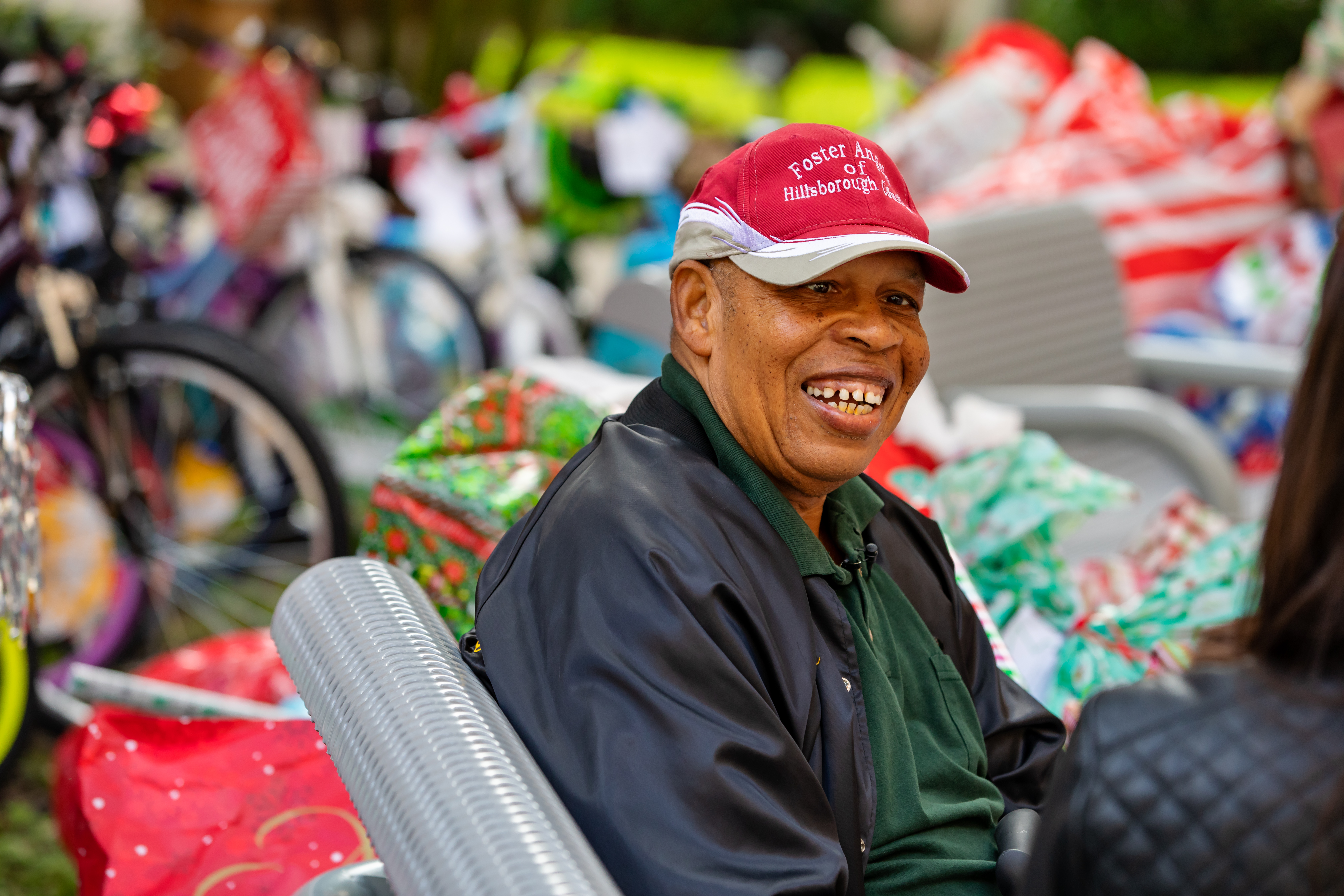 20191219_tgh_foster_angels_toy_drive-0564-2-edit