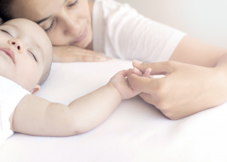 mom_with_baby