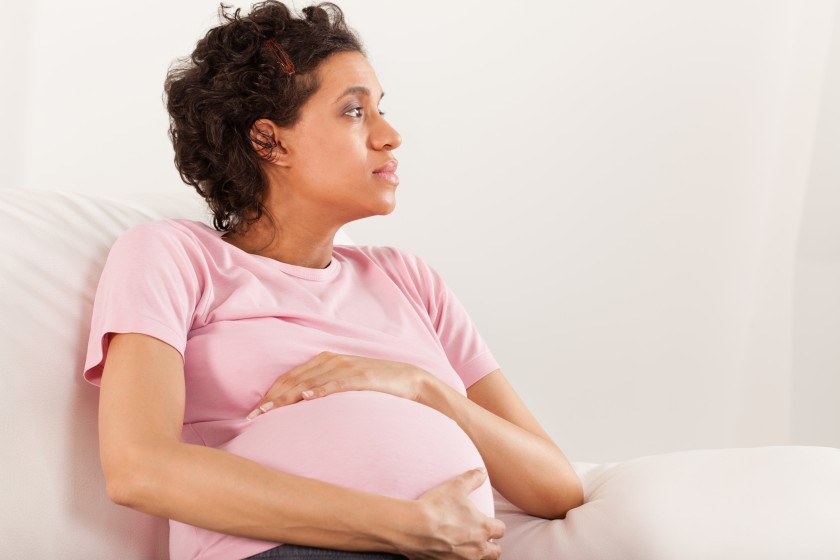 pregnant_woman_worried