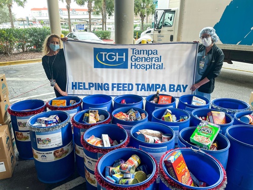 TGH Nurses volunteering with Feeding Tampa Bay